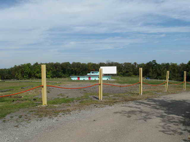 Twin Hi-Way Drive-In - 2013 Photo